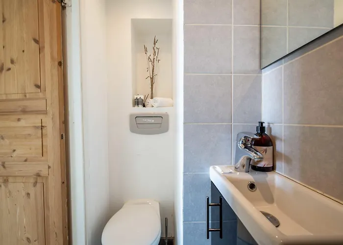 公寓 Cozy & Bright In Peaceful Area