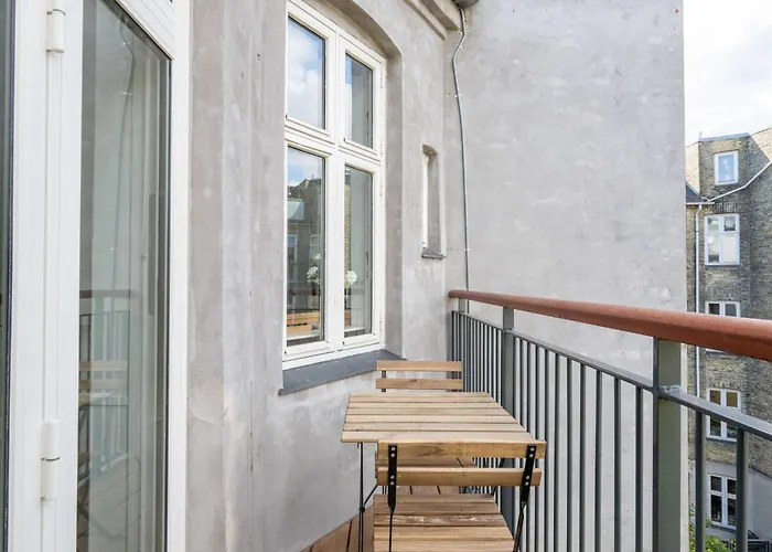 Cozy & Bright In Peaceful Area 公寓