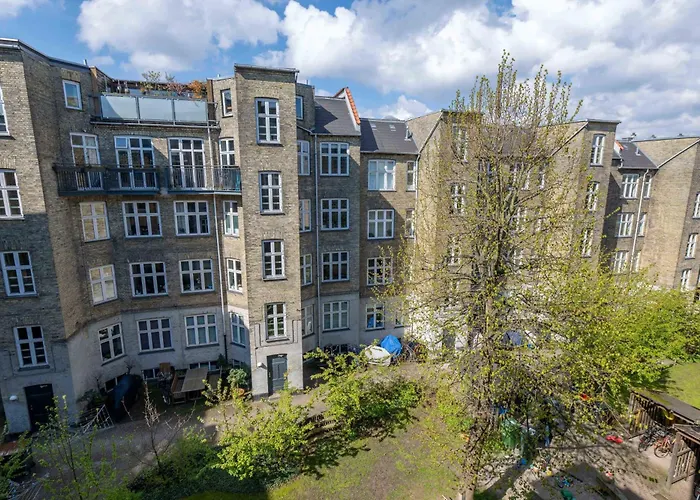 Cozy & Bright In Peaceful Area 哥本哈根