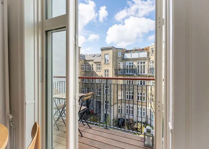 公寓 Cozy & Bright In Peaceful Area