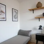 Cozy&bright In Peaceful Area Apartament