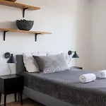 Cozy&bright In Peaceful Area