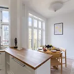 Cozy&bright In Peaceful Area *